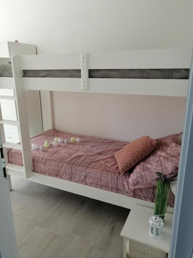 Casa Elysium Villa Ровин Екстериор снимка