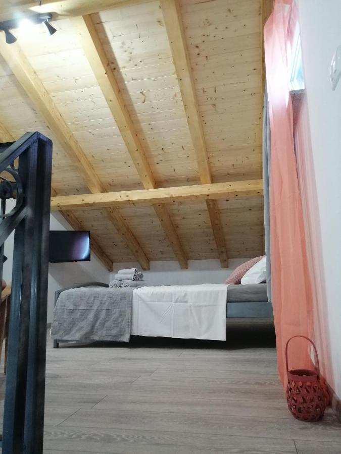 Casa Elysium Villa Ровин Екстериор снимка